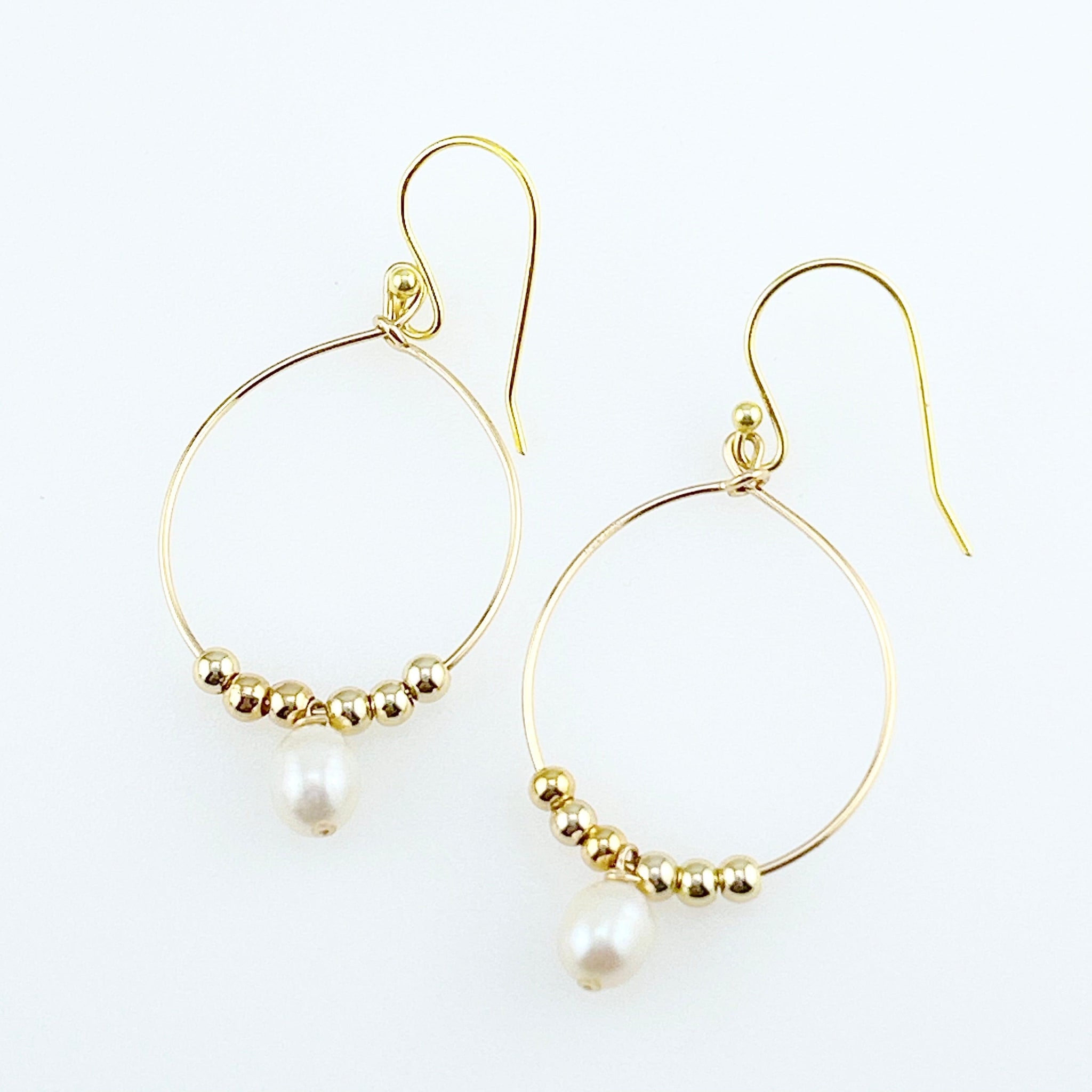 "Coryn" Pearl Earrings (White Pearl)