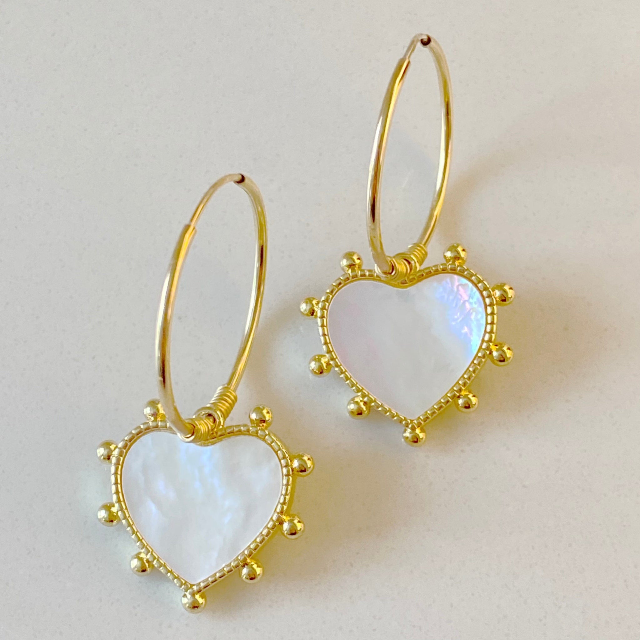 Studded Heart Endless Hoop Earrings(Pearl)